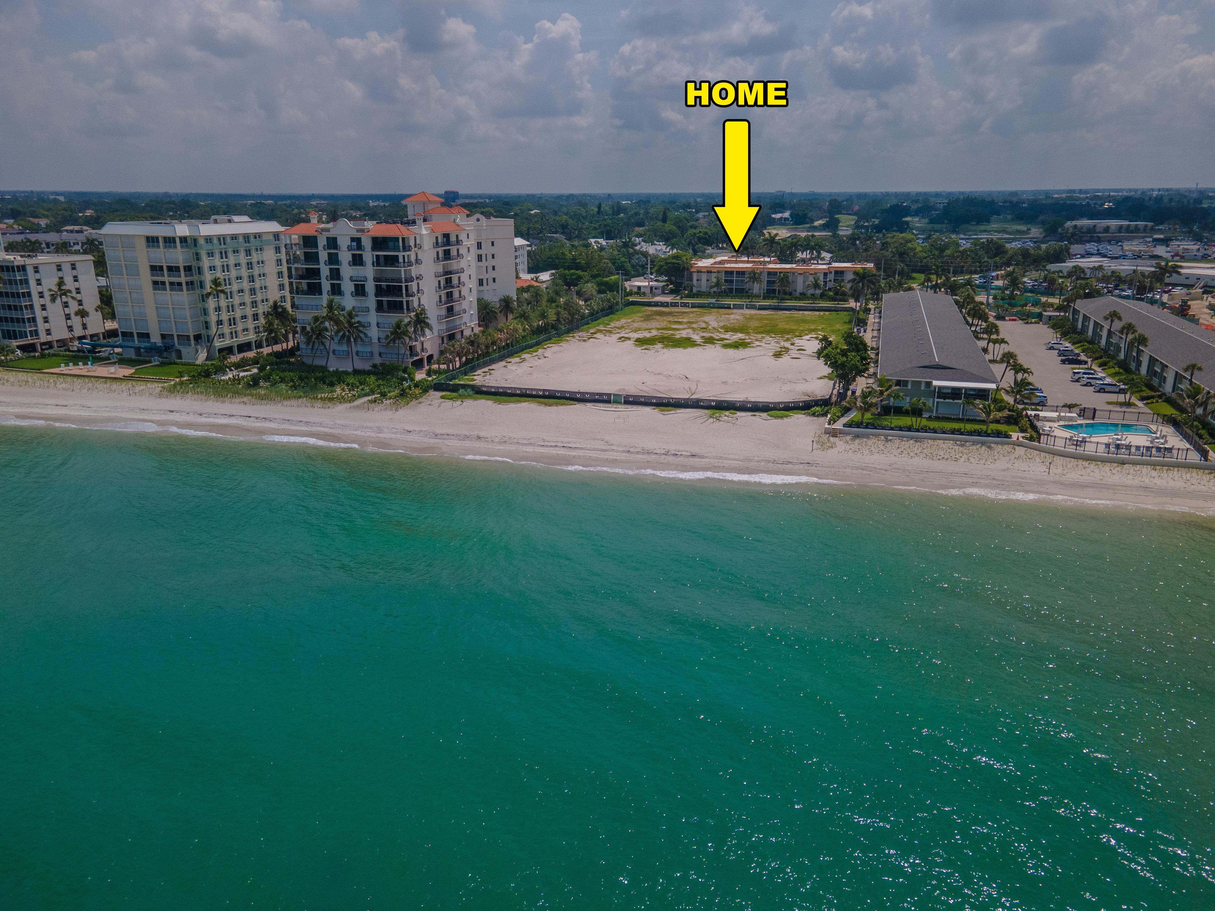 Aerial photo showing the condo location steps from the Gulf beach